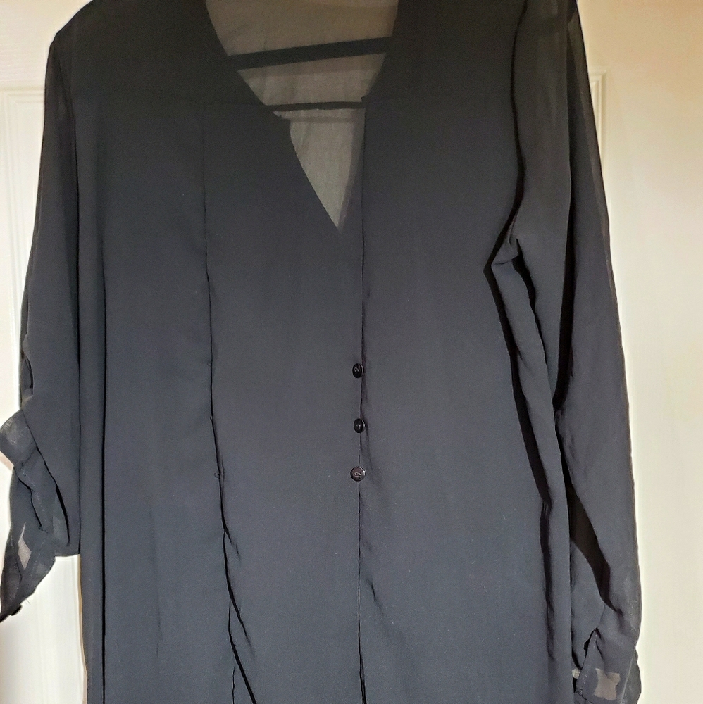 Black high low top with adjustable sleeves